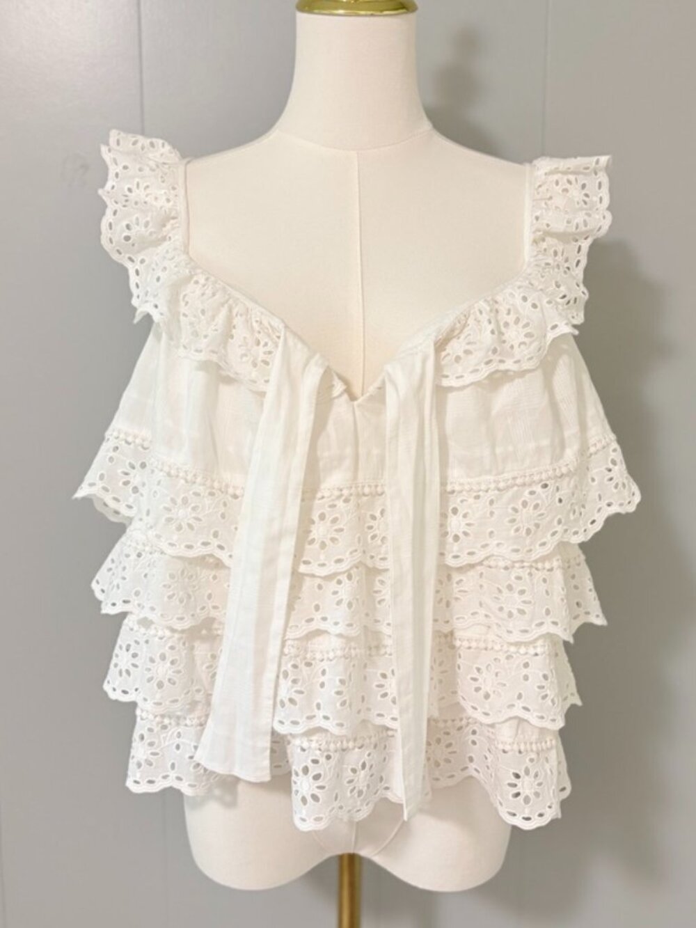 Sezane Lia Blouse Ecru US 8 EU 40 Organic Cotton Eyelet Ruffle Scalloped Top - Picture 4 of 15